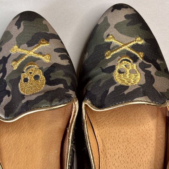 Pre-worn MINT Jack Rogers Women's Size 6.5 Gold Skull Pirate Camo Flats - Picture 4 of 11